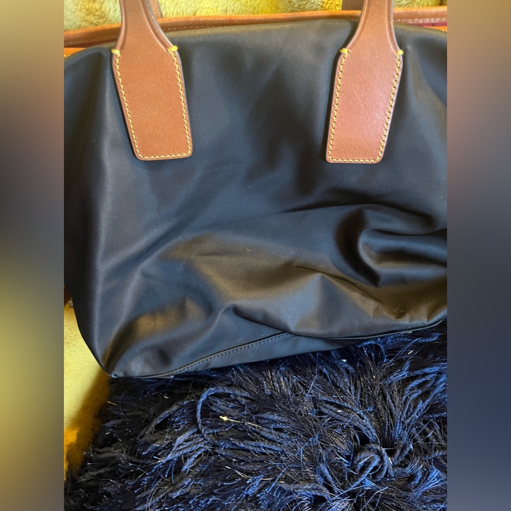 All weather black Dooney and Burke shoulder bag. - Picture 2 of 8
